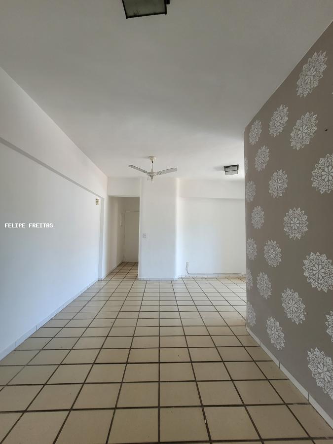 Apartamento à venda com 3 quartos, 76m² - Foto 19