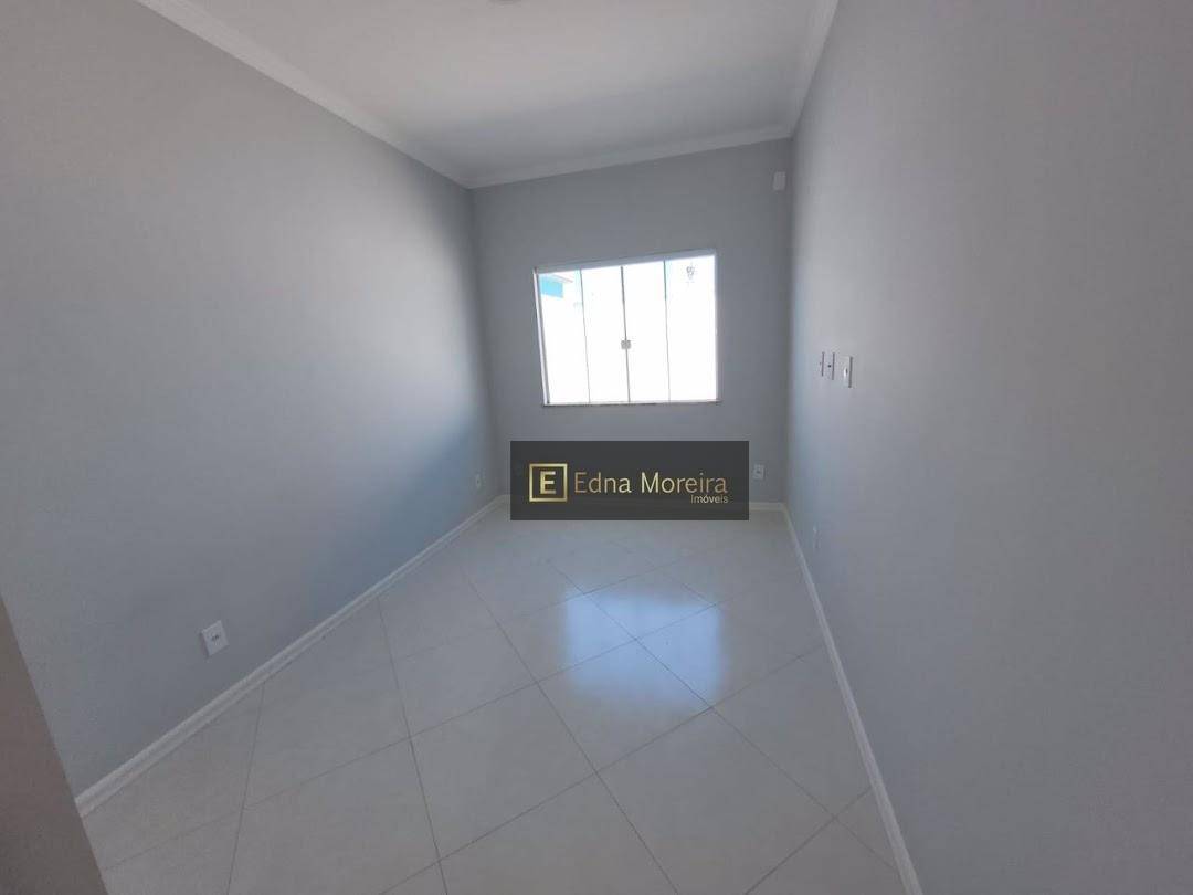 Casa à venda com 3 quartos, 81m² - Foto 10