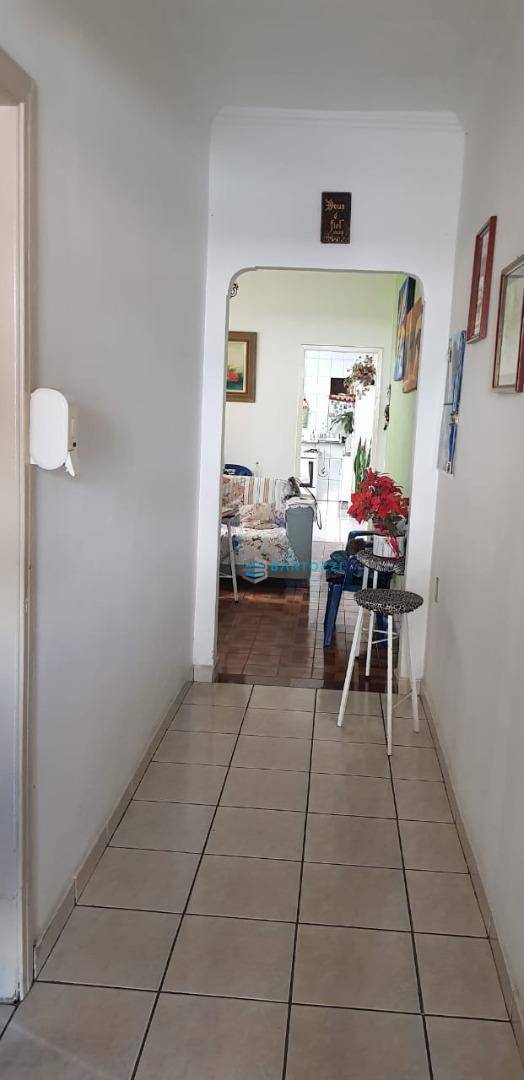 Casa à venda com 1 quarto, 120m² - Foto 3