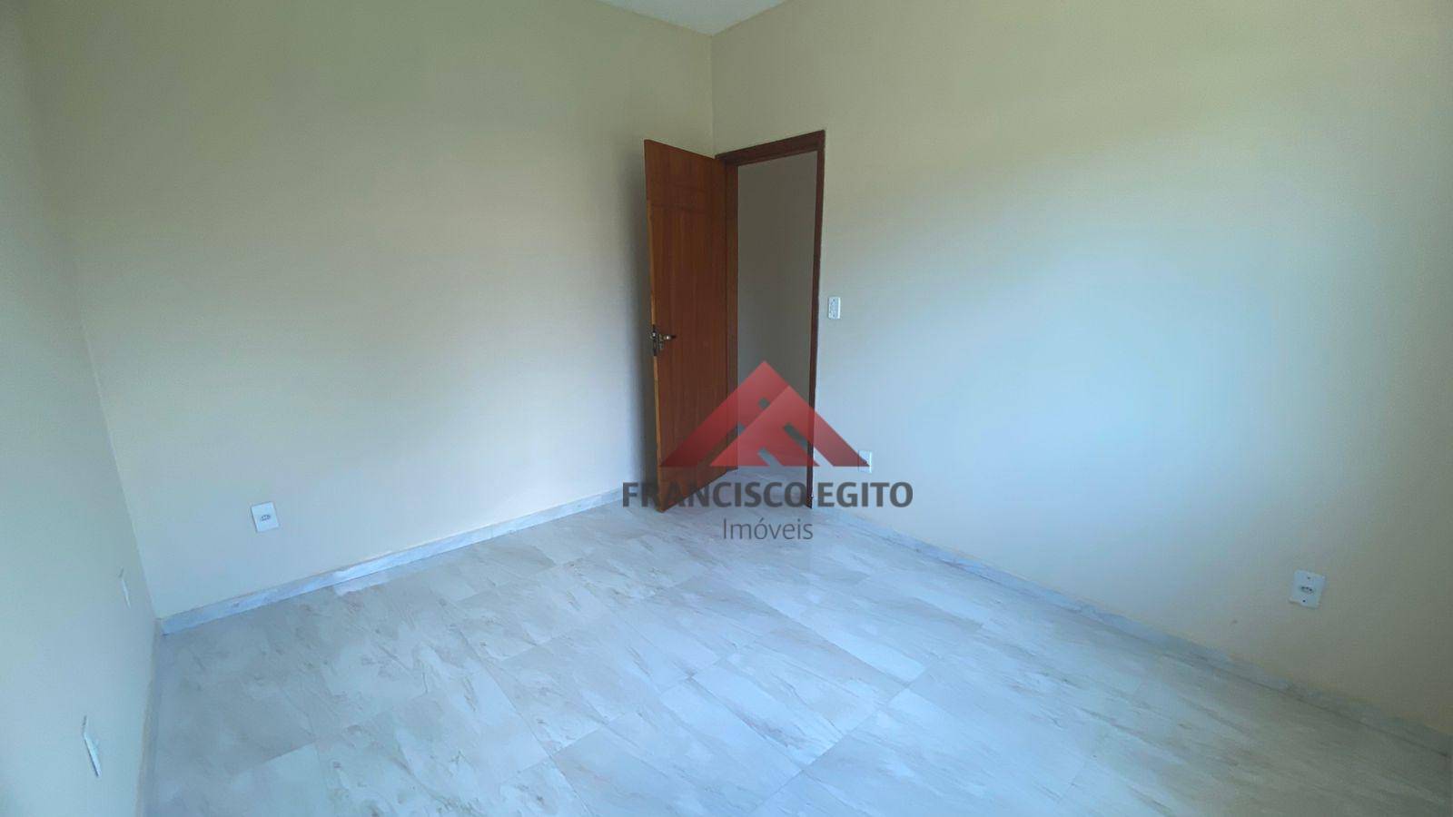 Casa à venda com 3 quartos, 120m² - Foto 12