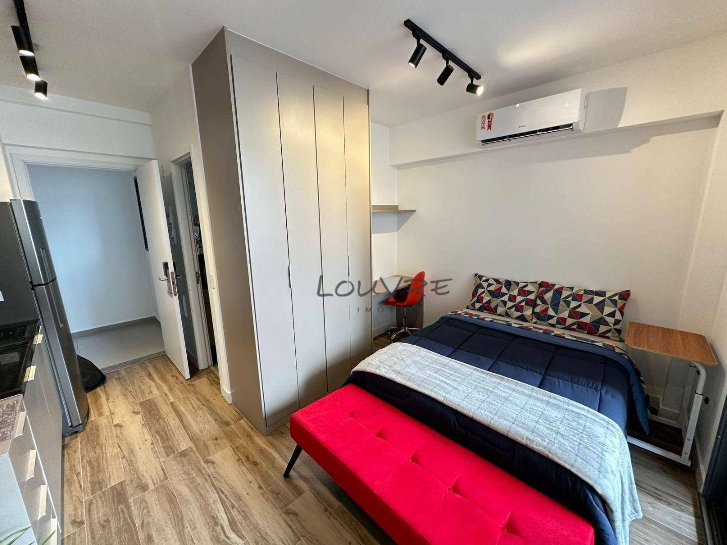 Apartamento para alugar com 1 quarto, 27m² - Foto 1