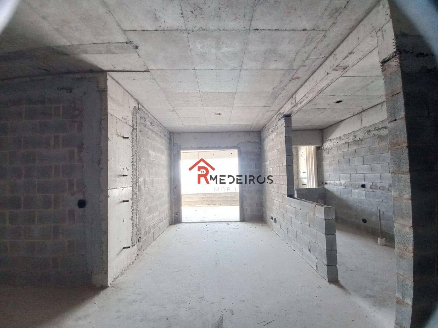 Apartamento à venda com 3 quartos, 115m² - Foto 2