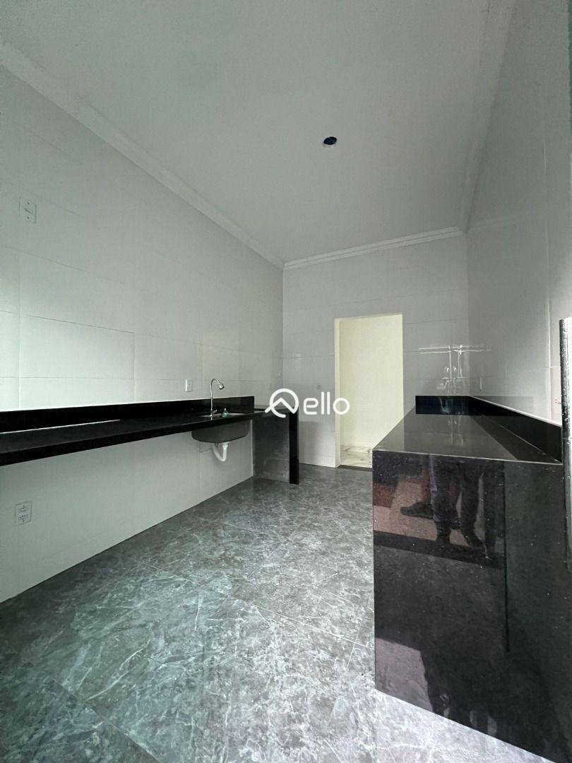 Casa à venda com 3 quartos, 150m² - Foto 11
