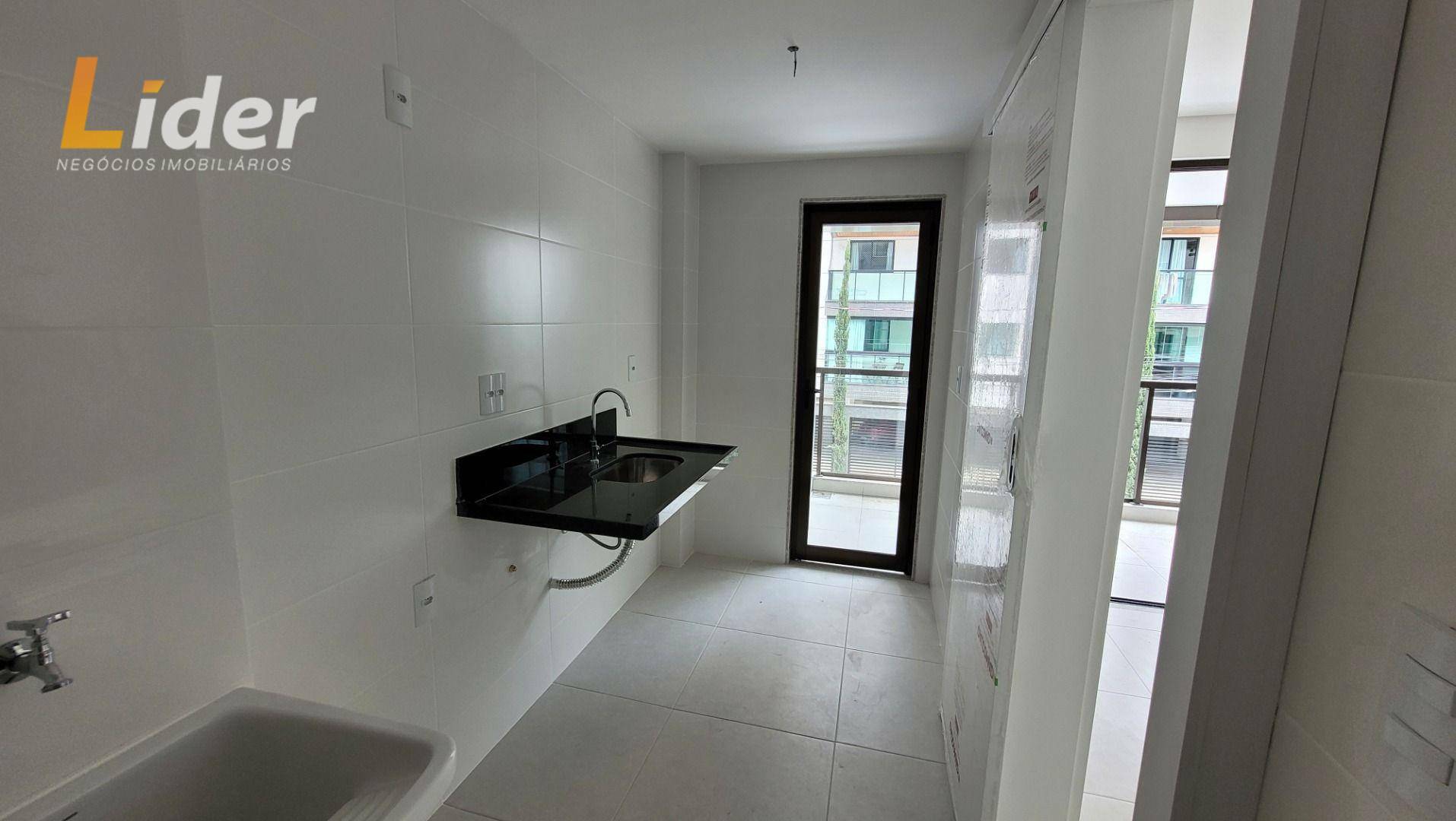 Apartamento à venda com 2 quartos, 65m² - Foto 7