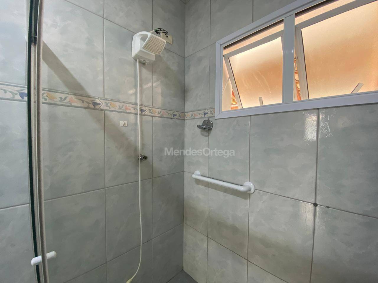 Casa de Condomínio para alugar com 3 quartos, 150m² - Foto 17