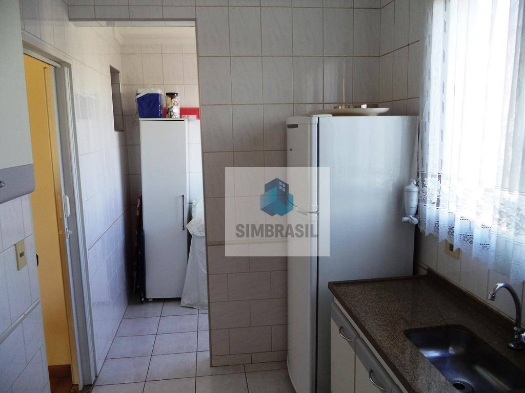 Apartamento à venda com 1 quarto, 44m² - Foto 13