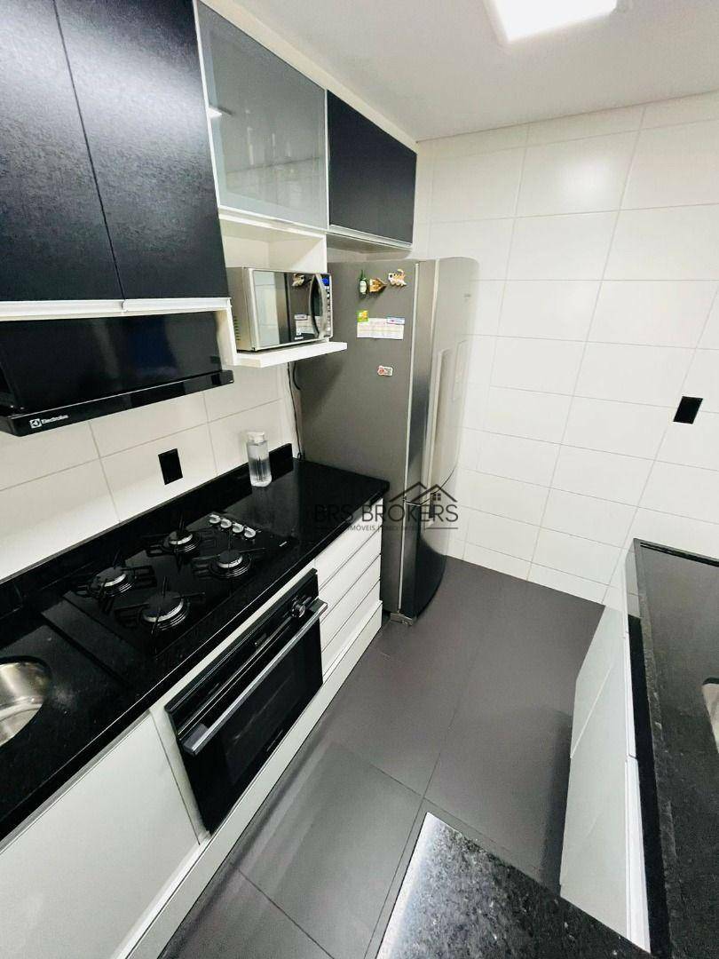 Apartamento à venda com 2 quartos, 38m² - Foto 9