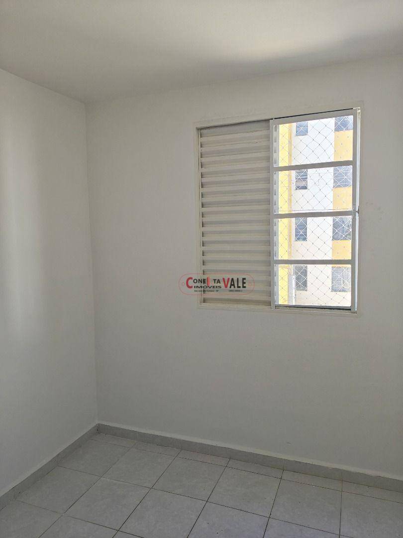 Apartamento à venda com 2 quartos, 45m² - Foto 3