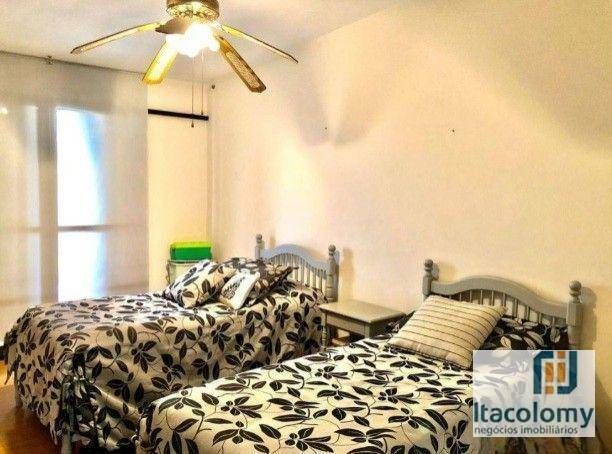 Casa de Condomínio à venda com 4 quartos, 330m² - Foto 13