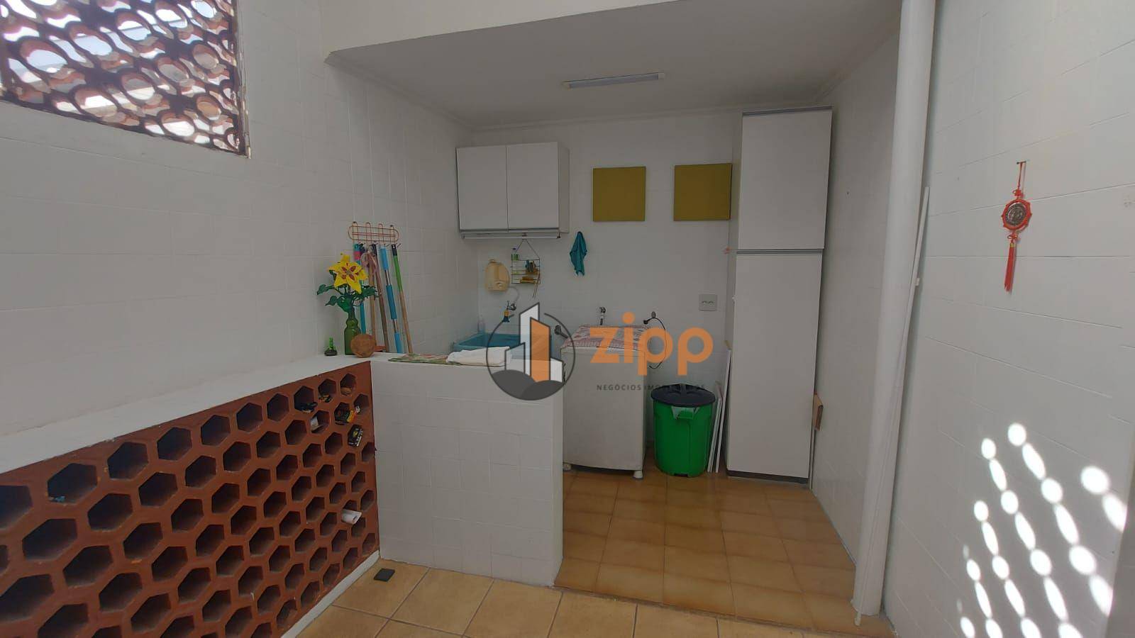 Sobrado à venda com 2 quartos, 145m² - Foto 22