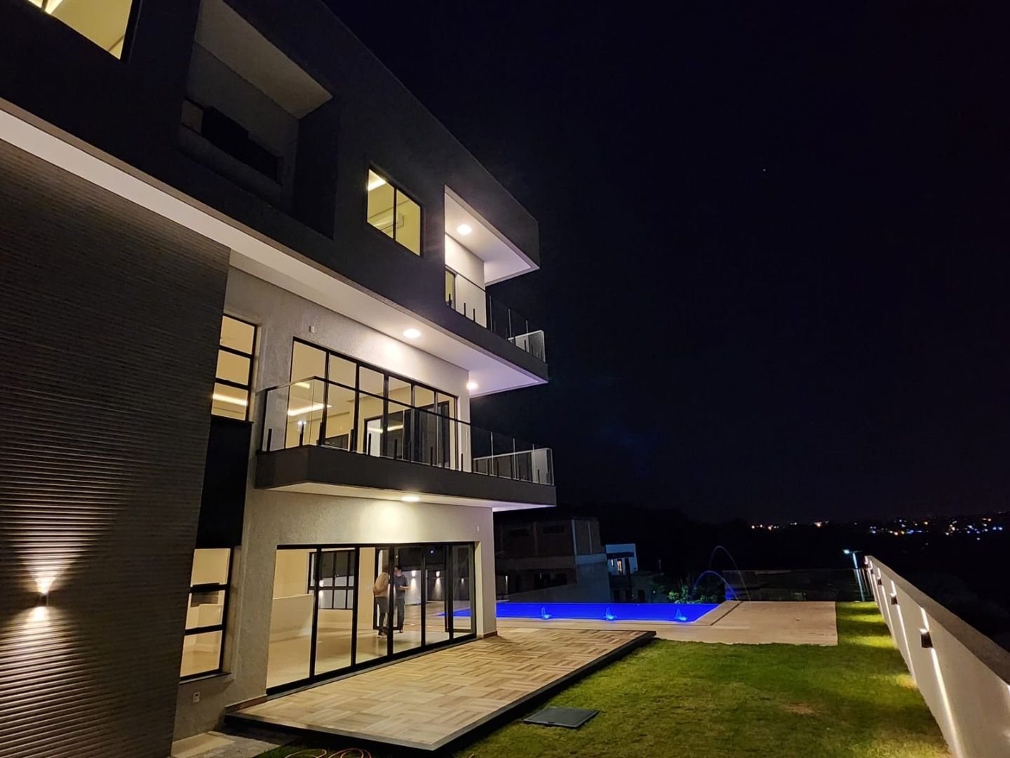 Casa à venda com 4 quartos, 670m² - Foto 8