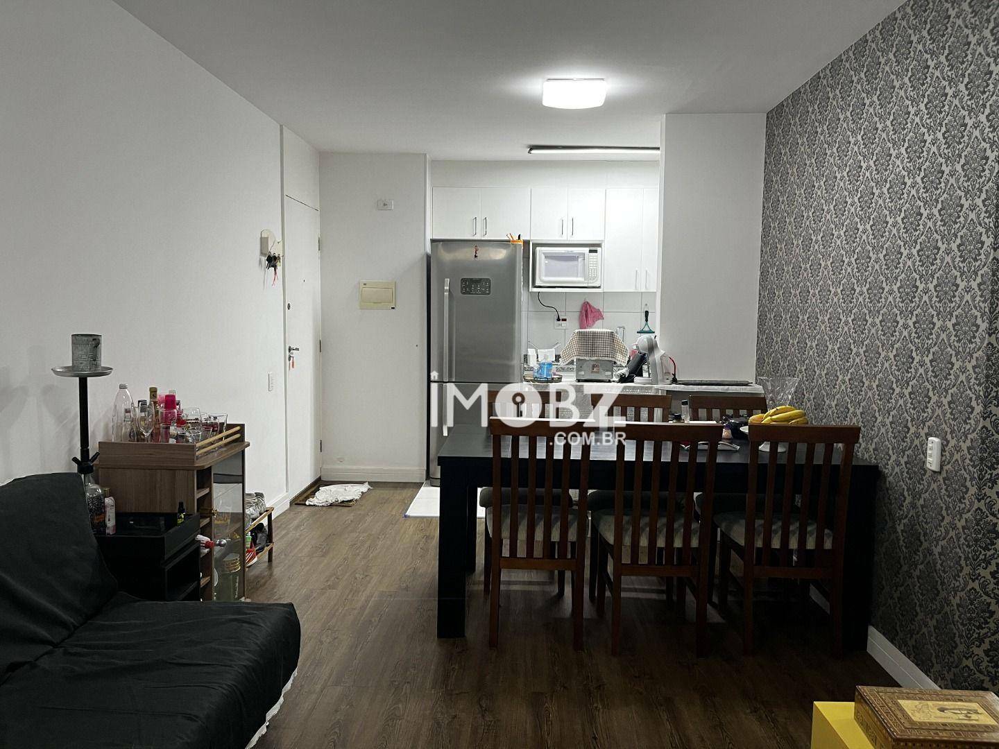 Apartamento à venda com 2 quartos, 64m² - Foto 3