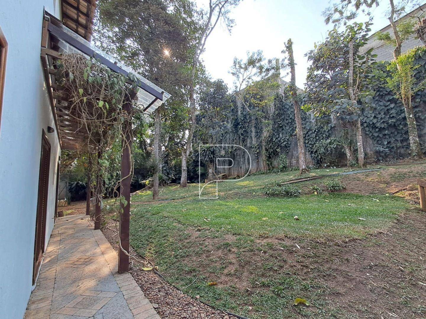 Casa de Condomínio à venda e aluguel com 4 quartos, 300m² - Foto 2