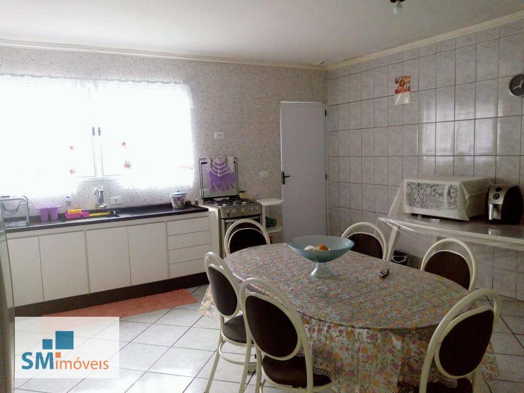 Sobrado à venda com 3 quartos, 235m² - Foto 2