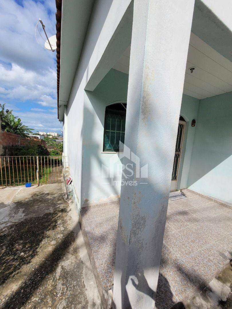 Casa à venda com 3 quartos, 60m² - Foto 4