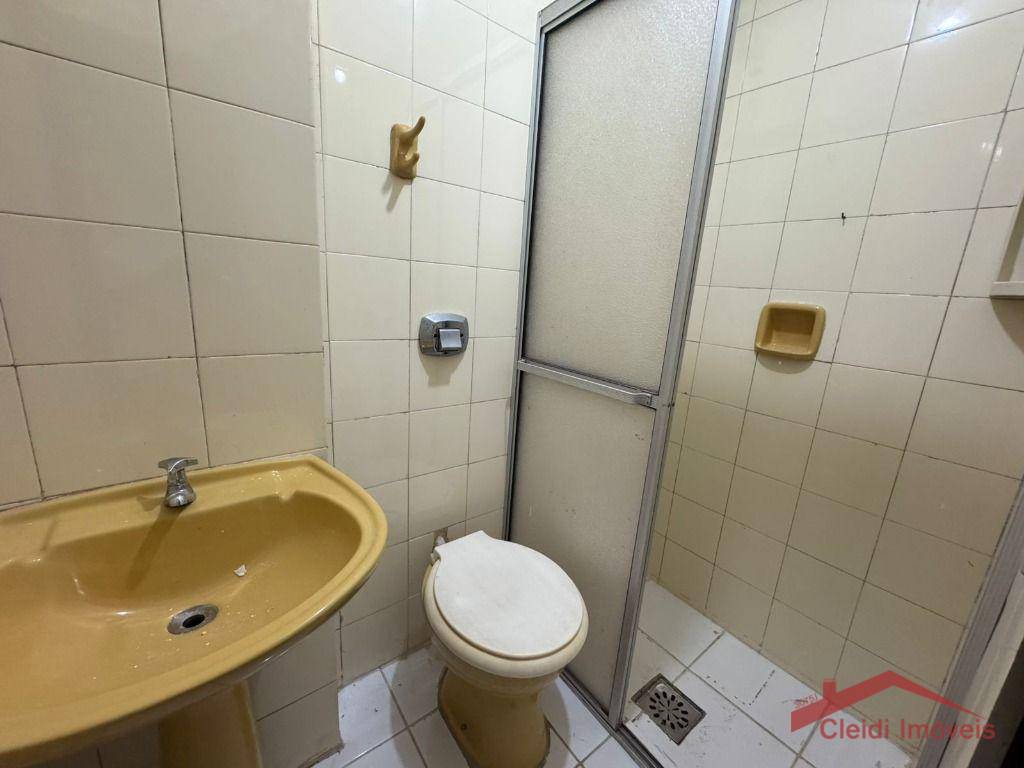 Apartamento para alugar com 3 quartos, 122m² - Foto 19