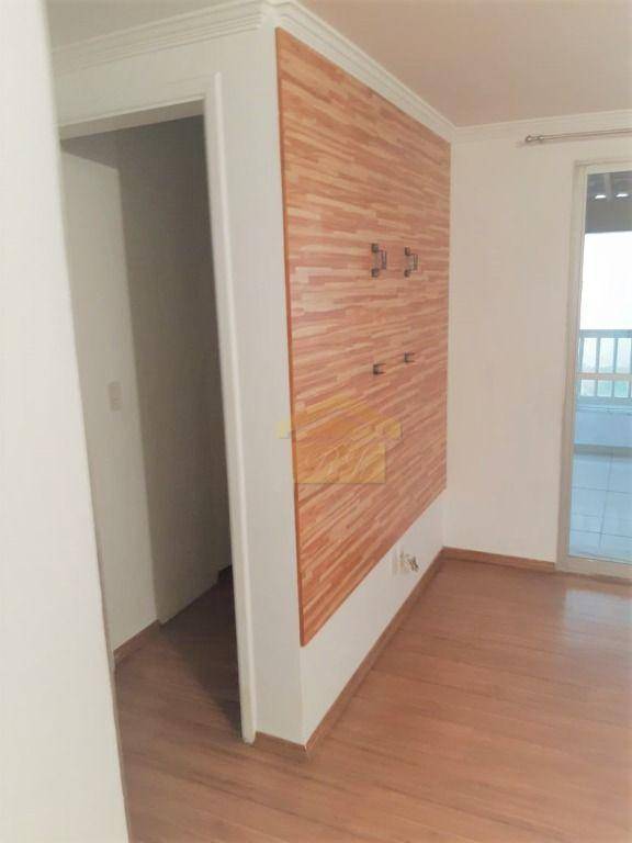 Apartamento à venda com 2 quartos, 74m² - Foto 2