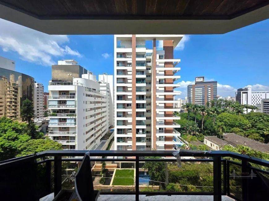 Apartamento, 4 quartos, 220 m² - Foto 1