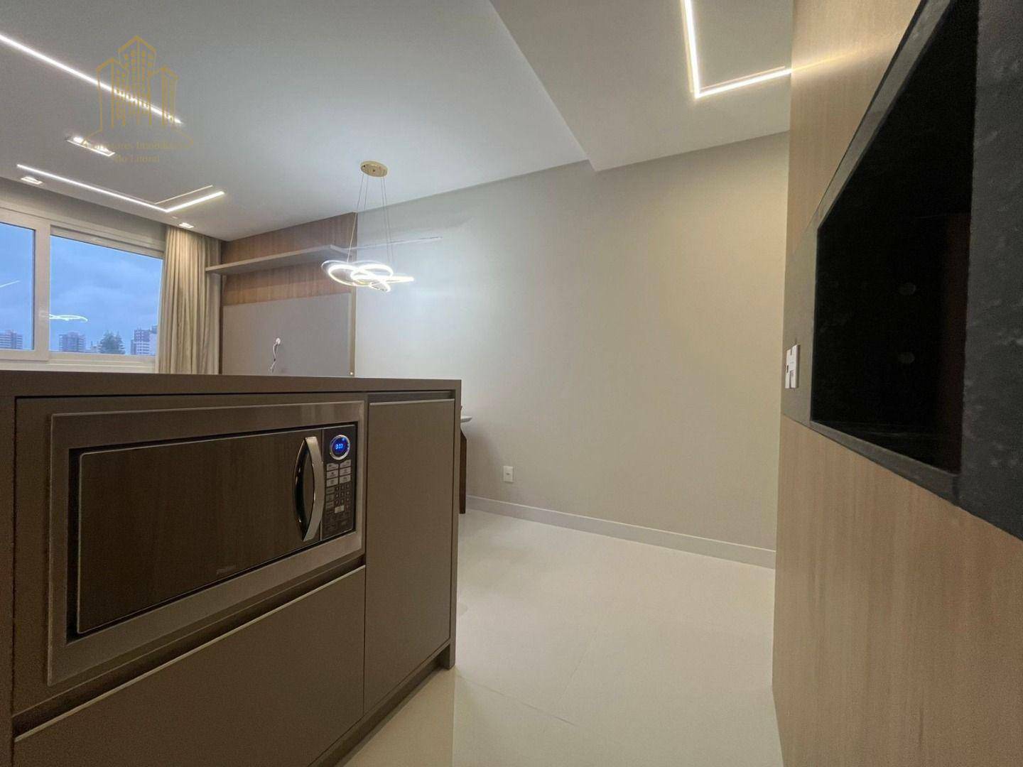 Apartamento à venda com 1 quarto, 48m² - Foto 2
