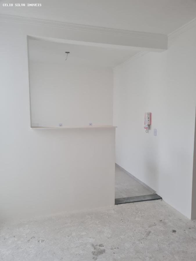 Apartamento à venda com 2 quartos, 42m² - Foto 4