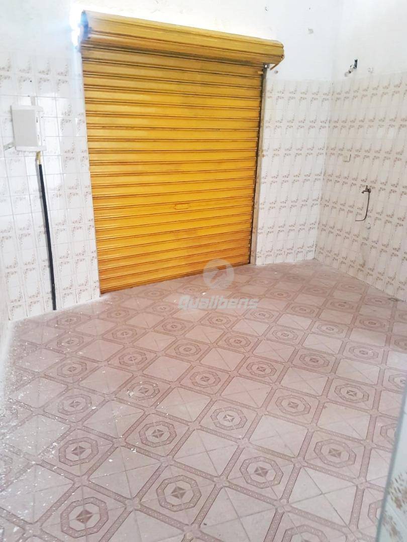 Sobrado à venda com 3 quartos, 323m² - Foto 3