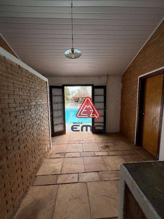 Chácara à venda com 11 quartos, 600m² - Foto 39