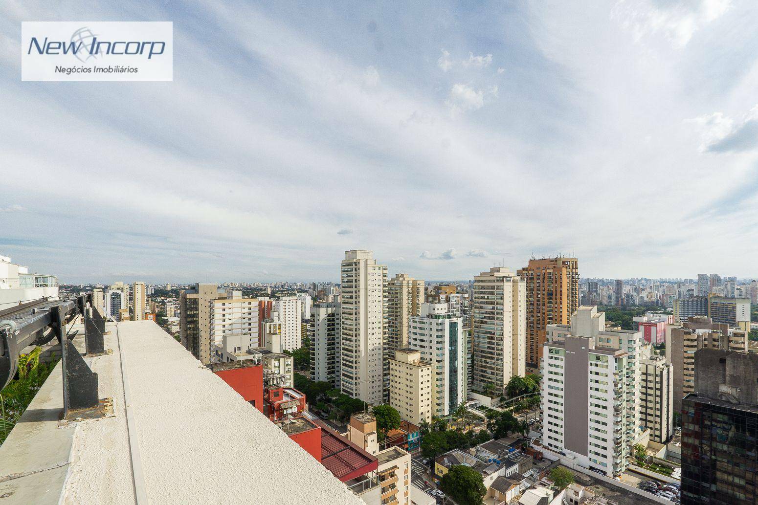 Apartamento à venda com 4 quartos, 216m² - Foto 21