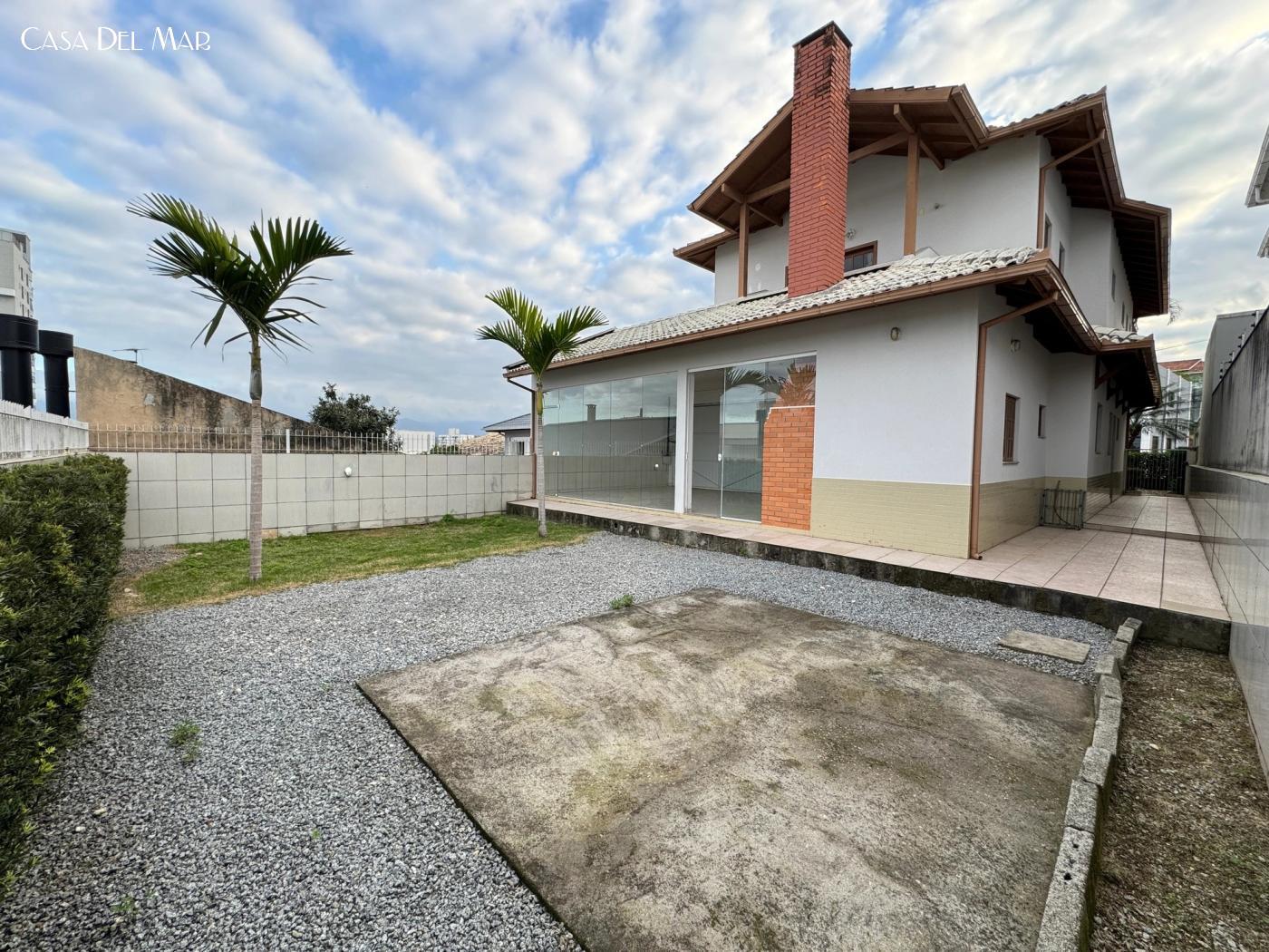 Casa à venda com 4 quartos, 223m² - Foto 27