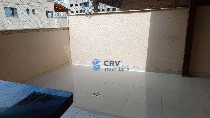 Apartamento à venda com 2 quartos, 105m² - Foto 4