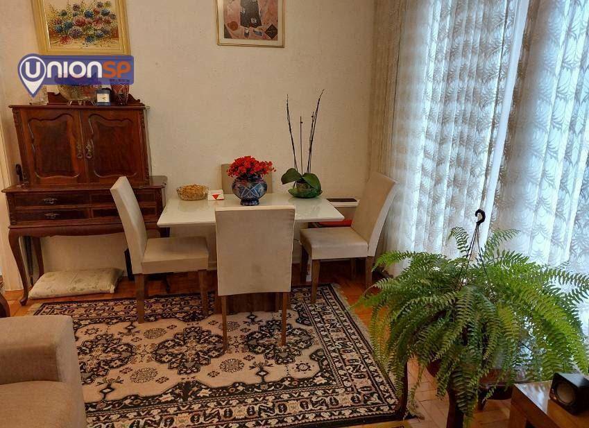 Apartamento à venda com 2 quartos, 67m² - Foto 5