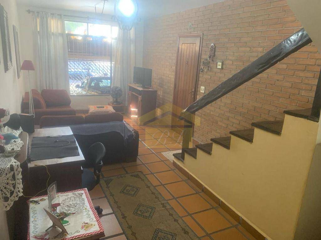 Sobrado à venda com 4 quartos, 187m² - Foto 3