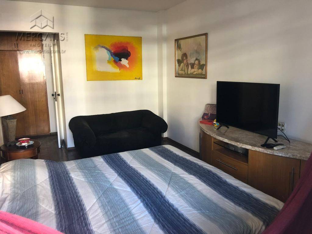 Apartamento à venda com 4 quartos, 215m² - Foto 27