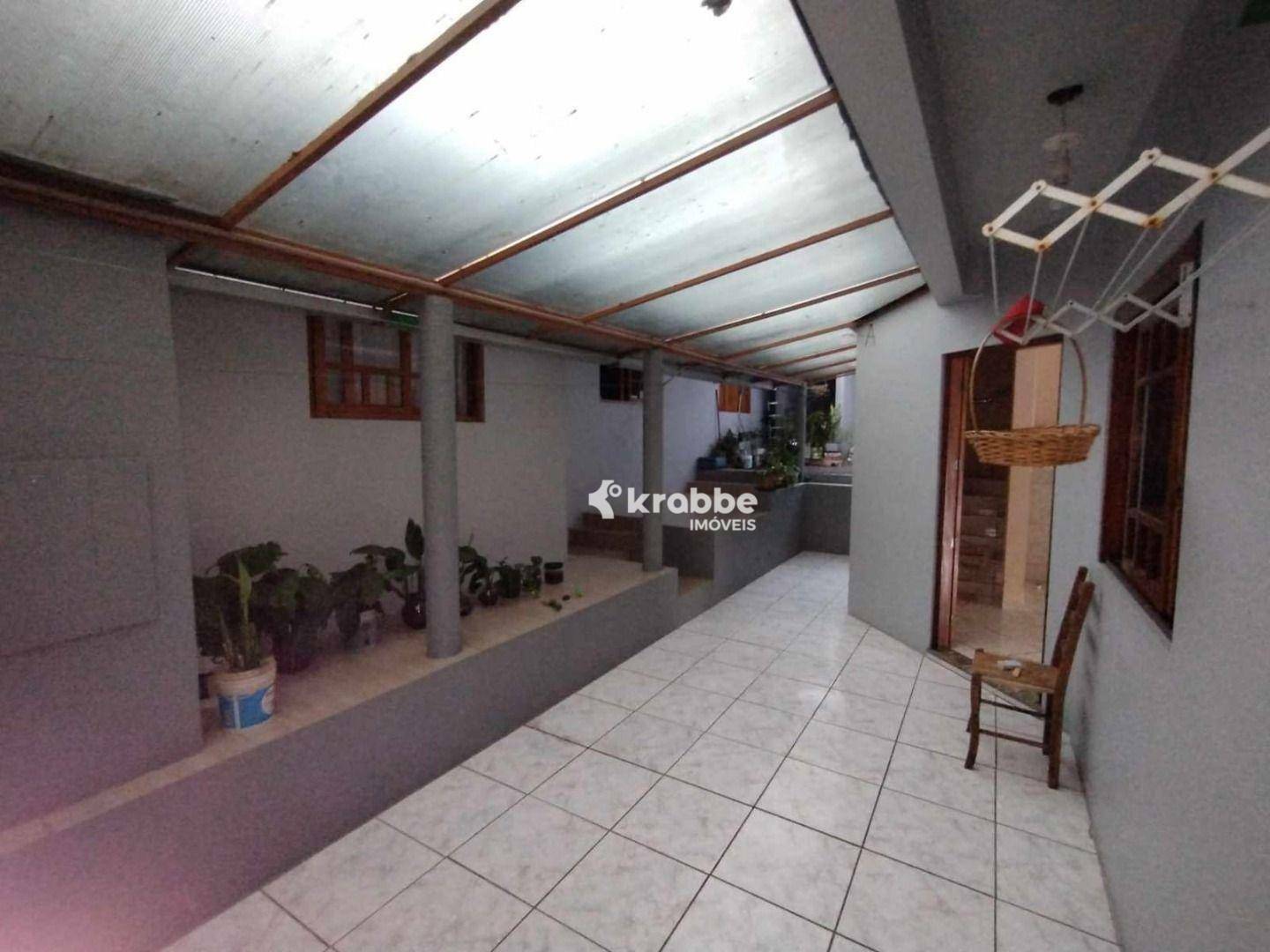 Casa à venda com 4 quartos, 176m² - Foto 9