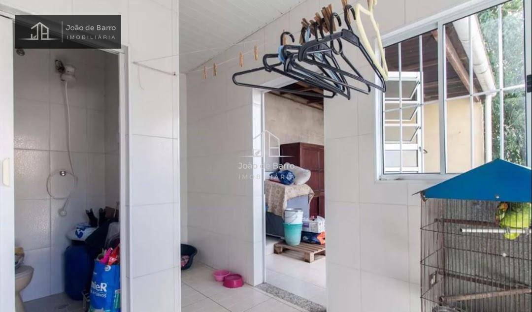 Casa à venda com 4 quartos, 300m² - Foto 14