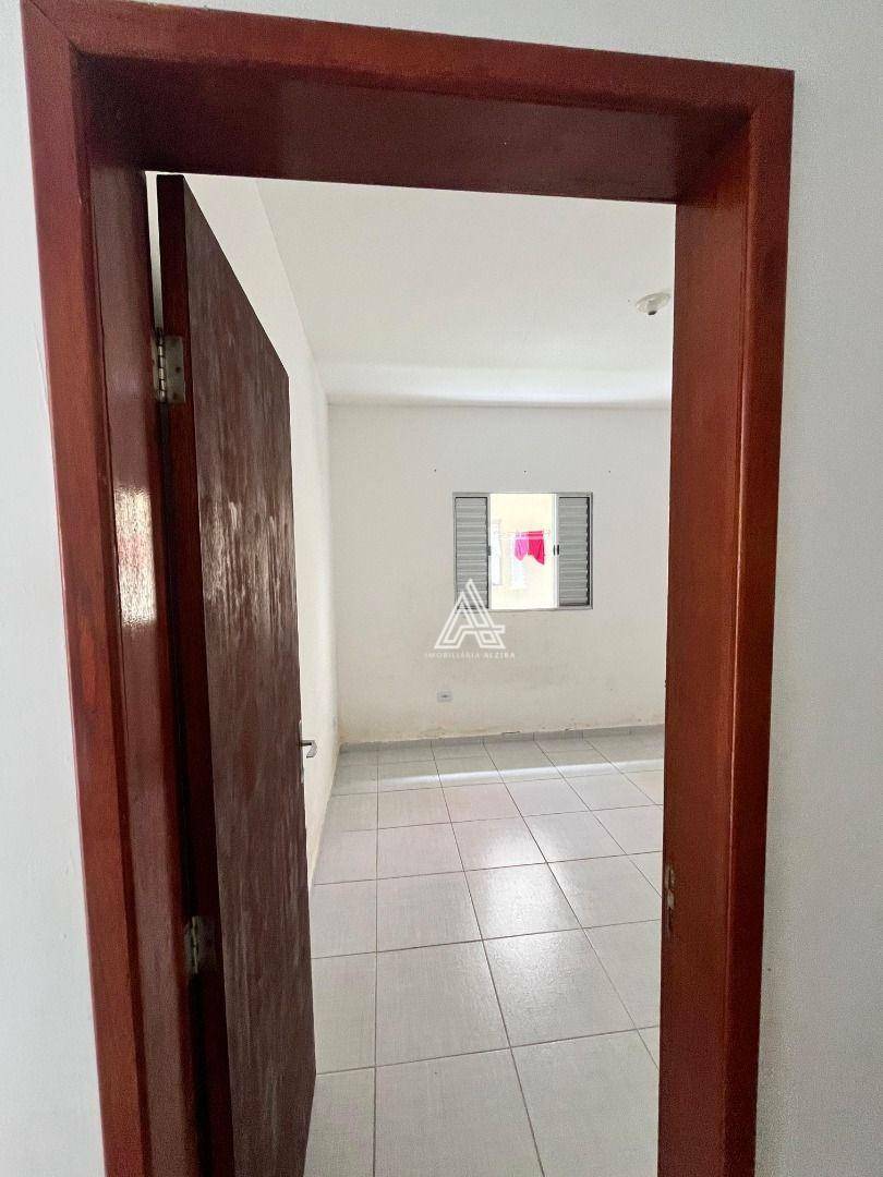 Casa para alugar com 2 quartos, 95m² - Foto 16