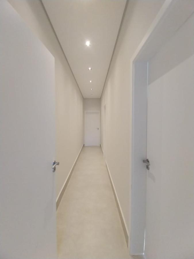 Casa à venda com 3 quartos, 200m² - Foto 18