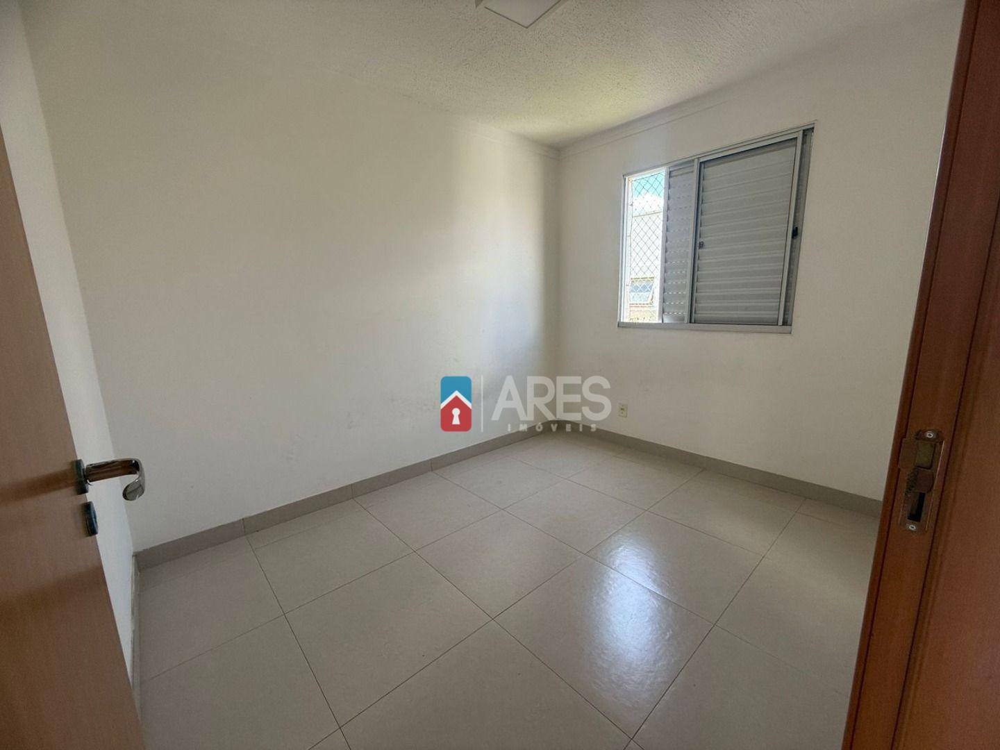 Apartamento à venda com 2 quartos, 43m² - Foto 6