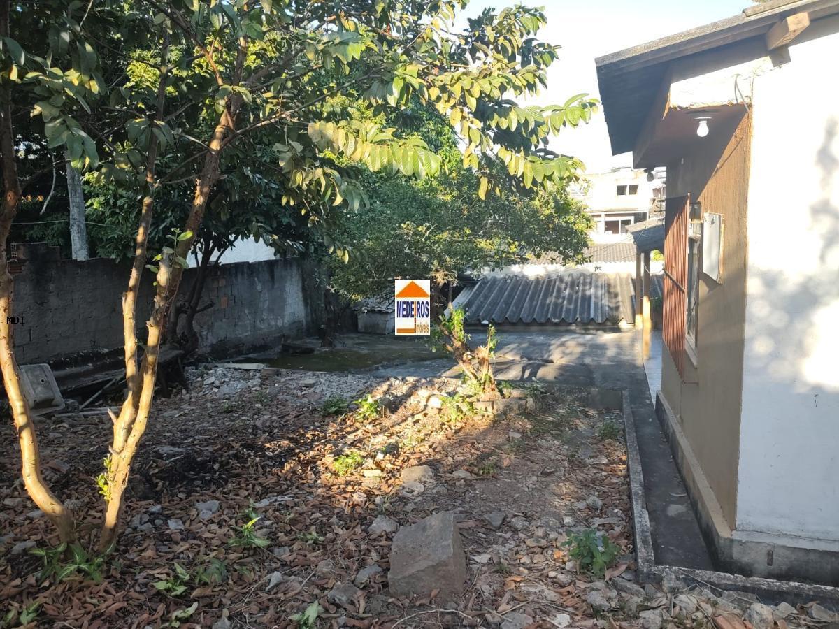 Casa à venda com 5 quartos, 600m² - Foto 30