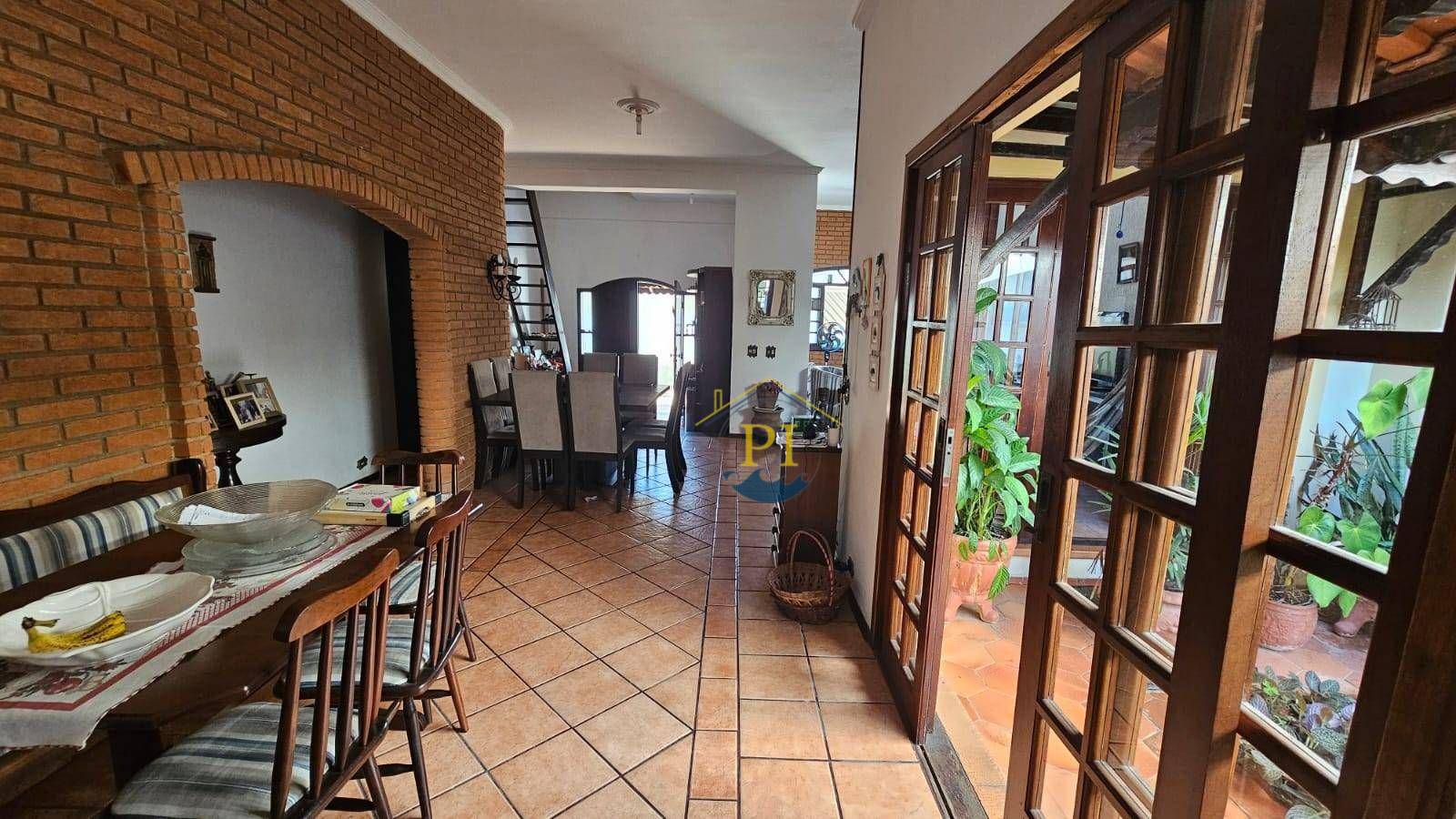 Casa à venda com 3 quartos, 165m² - Foto 10