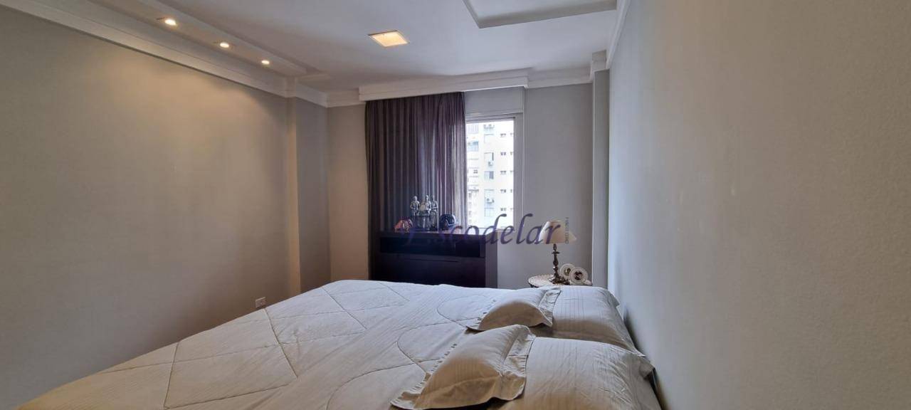 Apartamento à venda com 4 quartos, 225m² - Foto 14