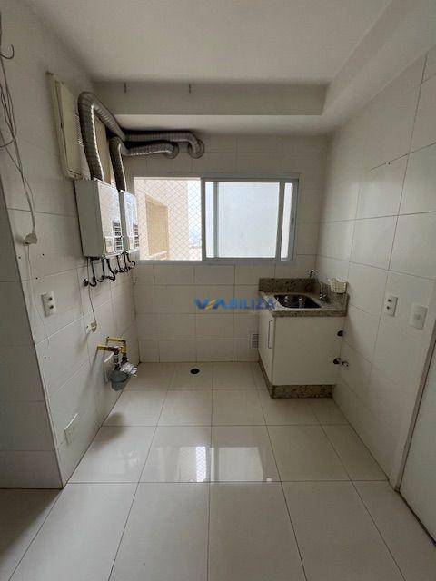 Apartamento à venda com 3 quartos, 264m² - Foto 18