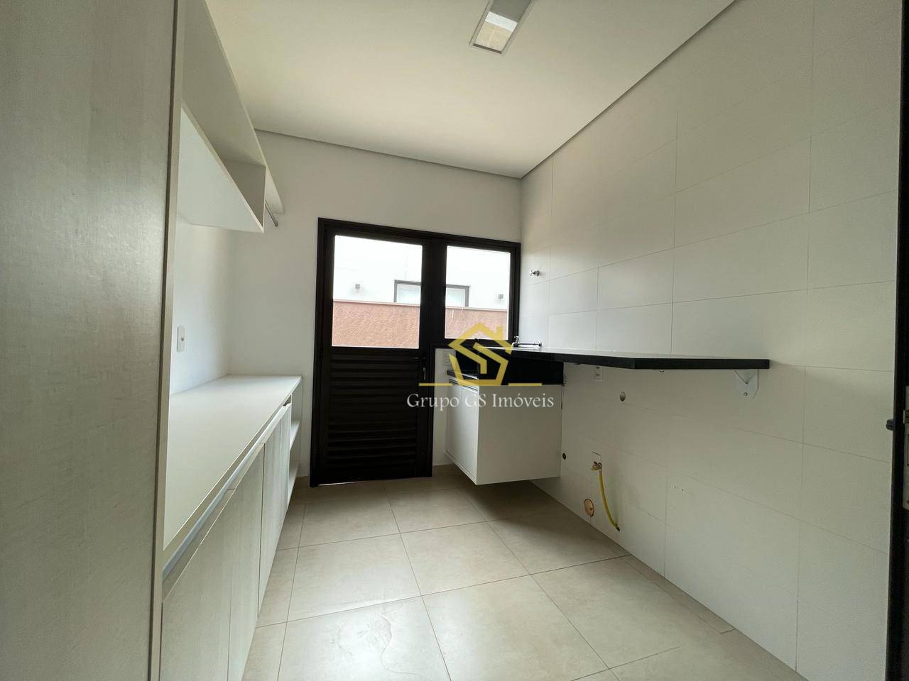 Casa de Condomínio à venda com 3 quartos, 360m² - Foto 10