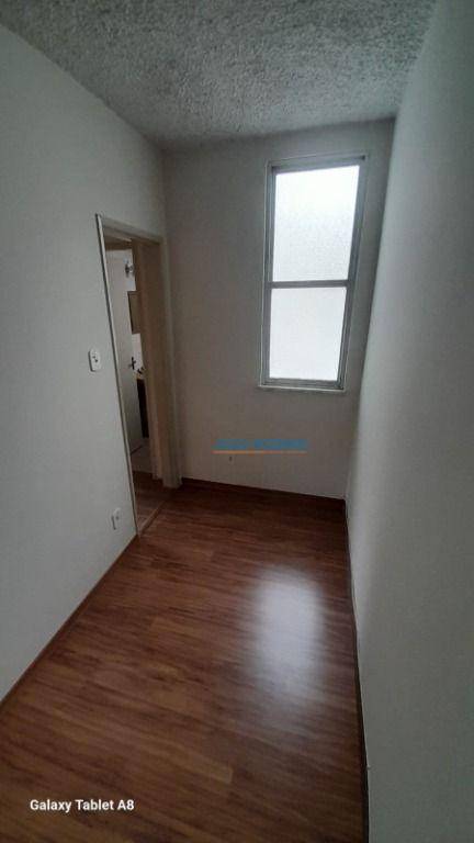 Apartamento à venda com 2 quartos, 43m² - Foto 9