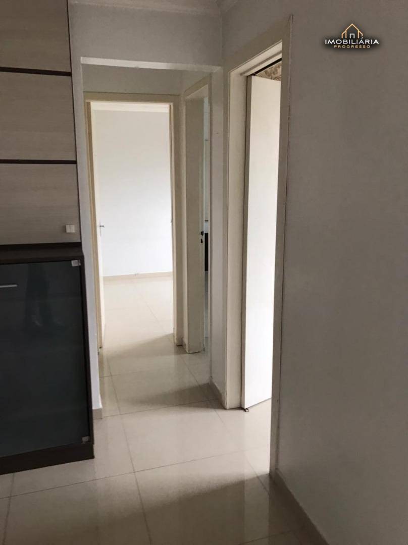 Apartamento à venda com 3 quartos, 53m² - Foto 4