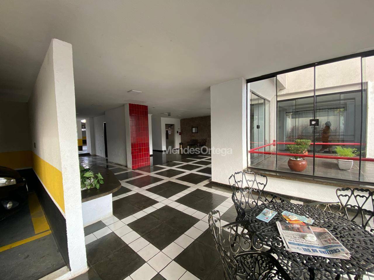 Apartamento para alugar com 2 quartos, 70m² - Foto 30