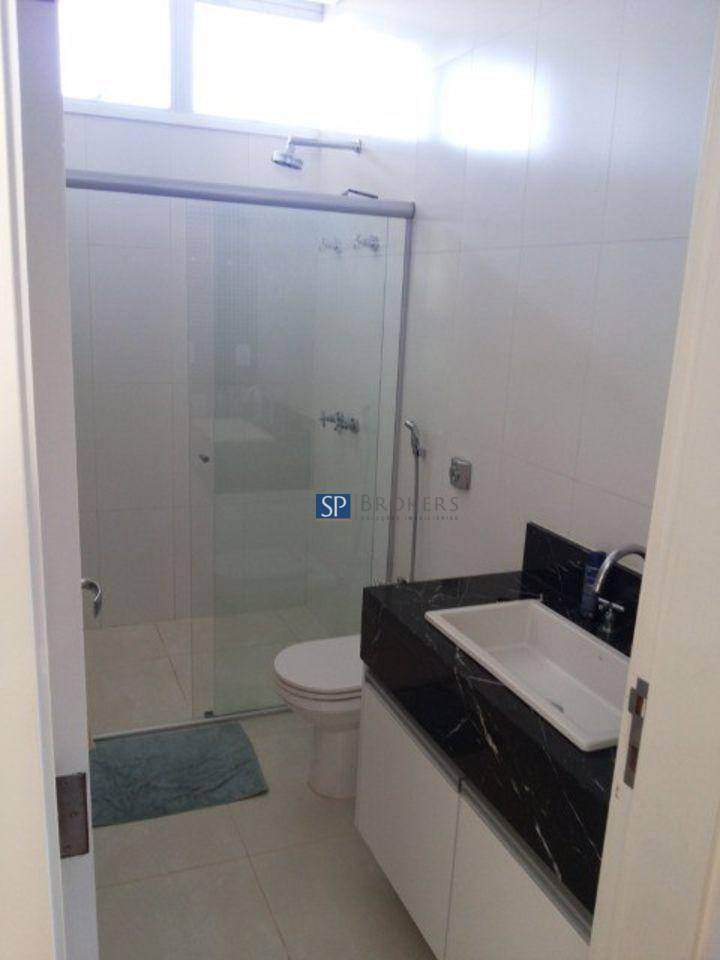 Casa de Condomínio à venda com 4 quartos, 440m² - Foto 23