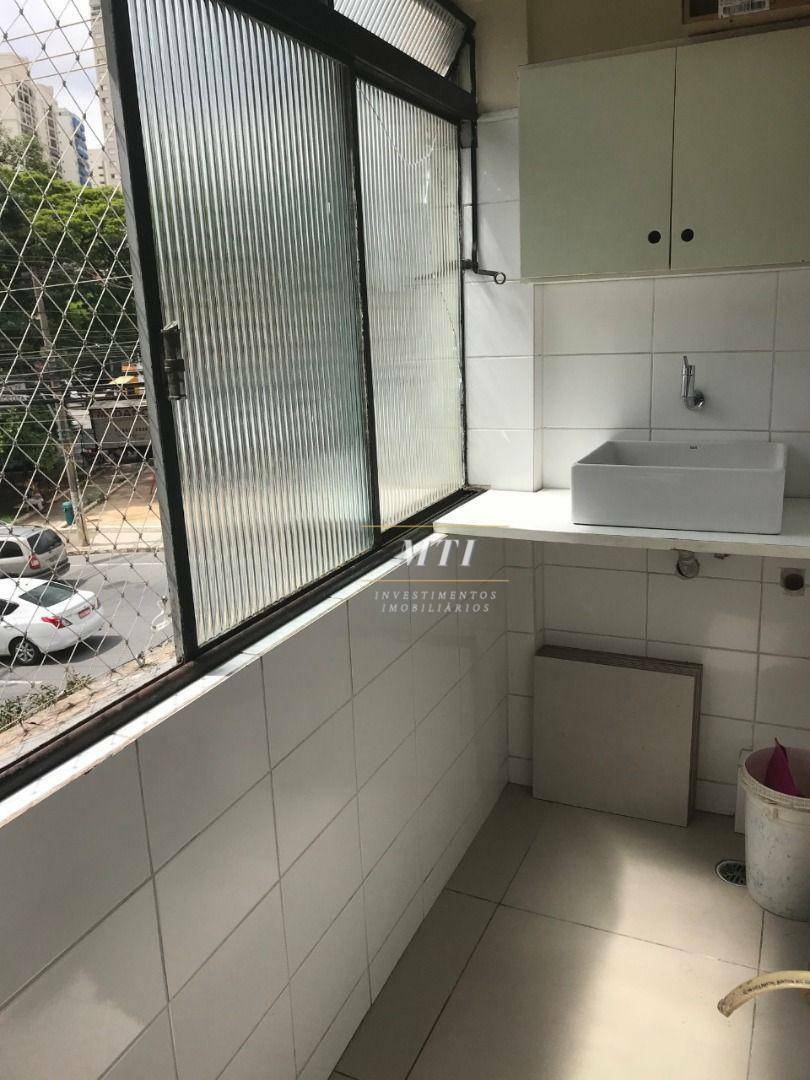 Apartamento à venda com 2 quartos, 70m² - Foto 10