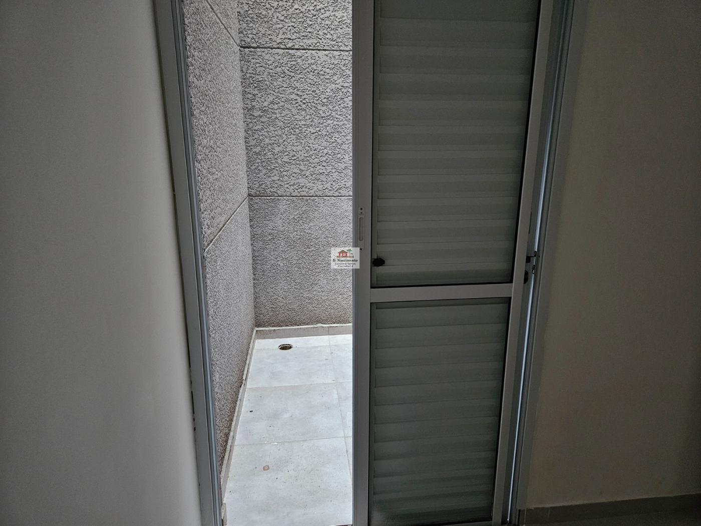 Apartamento à venda com 2 quartos, 37m² - Foto 19