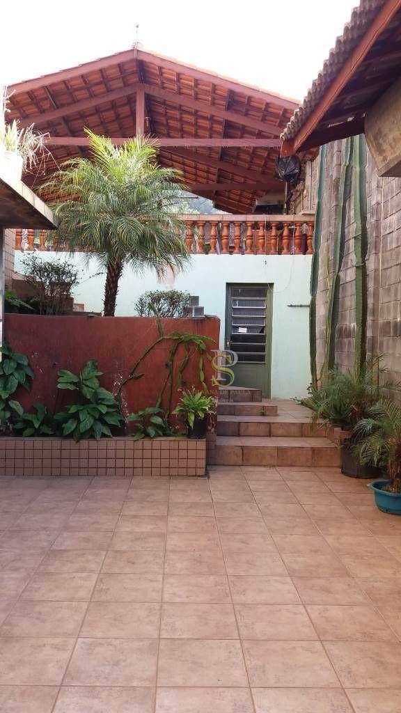 Chácara à venda com 4 quartos, 612m² - Foto 24