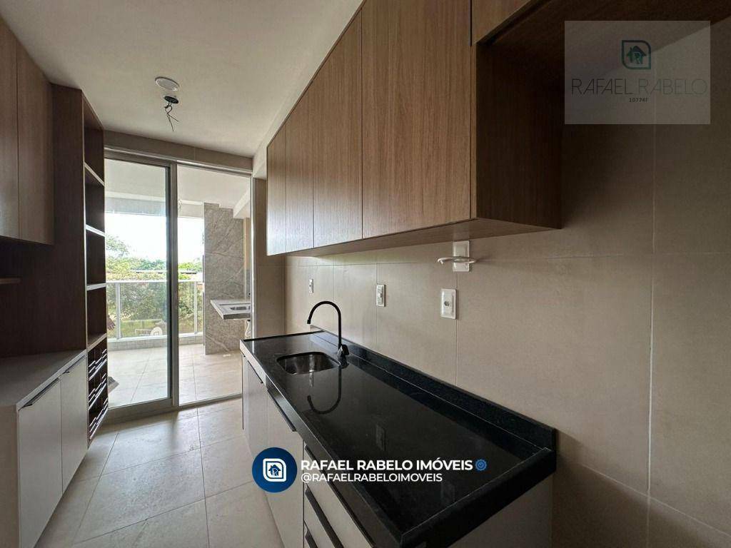 Apartamento à venda com 3 quartos, 120m² - Foto 3